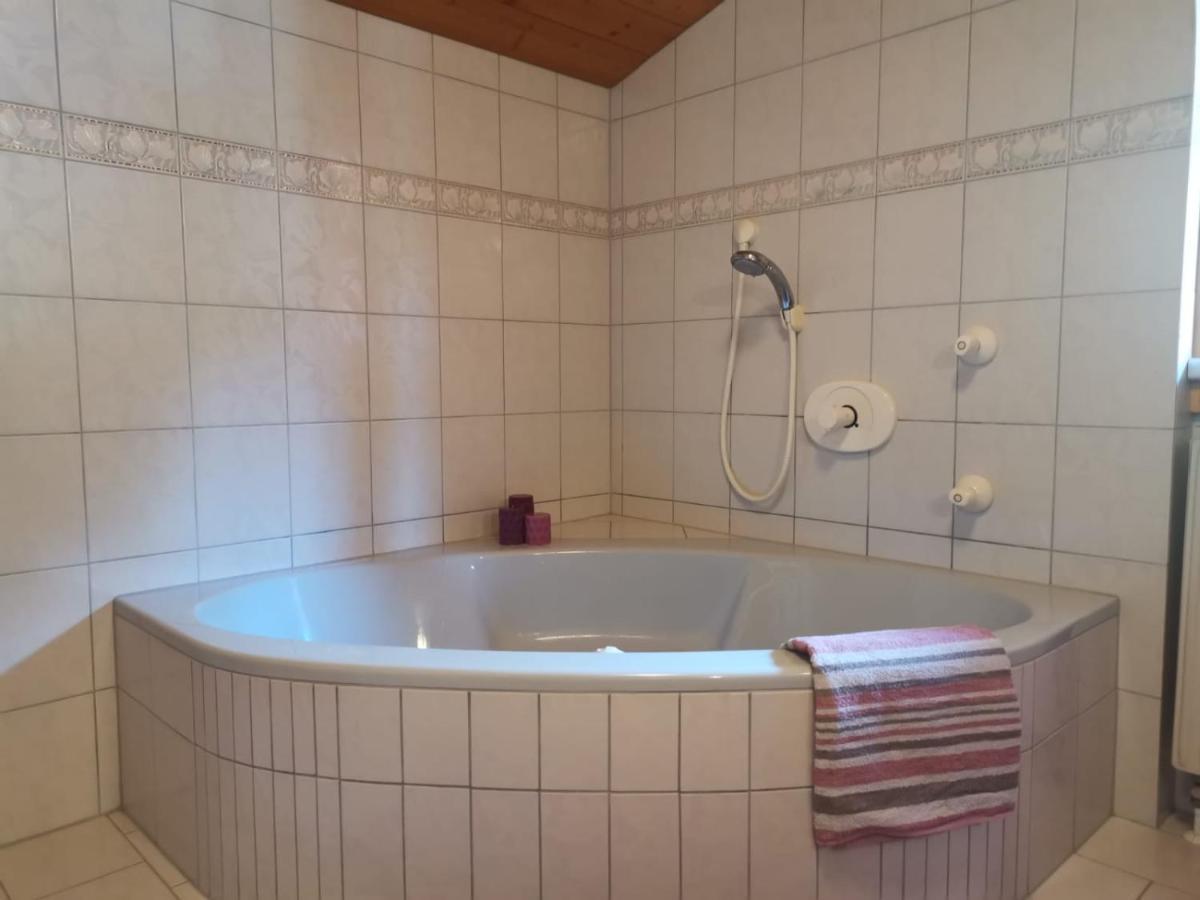 Appartment Lechner Neukirchen am Großvenediger Buitenkant foto